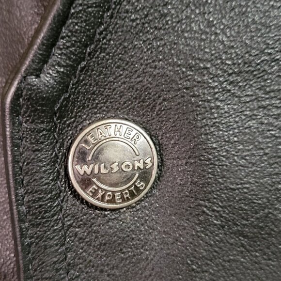 Wilsons Leather Men's M Medium Black Leather Biker Motorcycle Vest Snap Closure - Picture 5 of 11